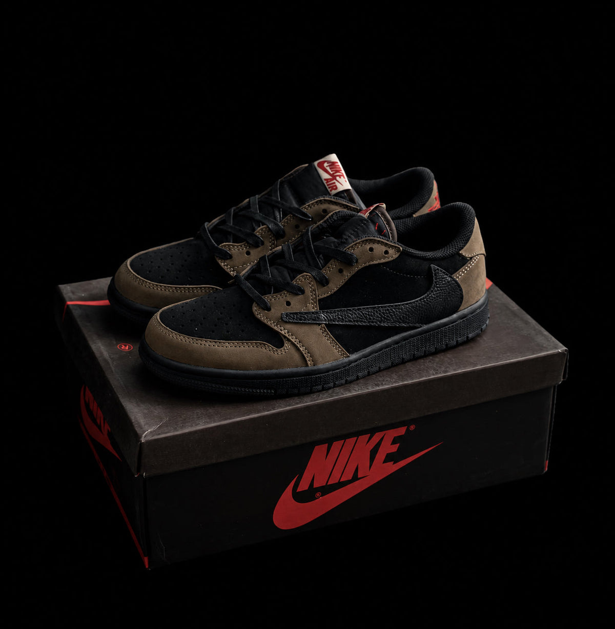 Travis Scott X Air Jordan 1
