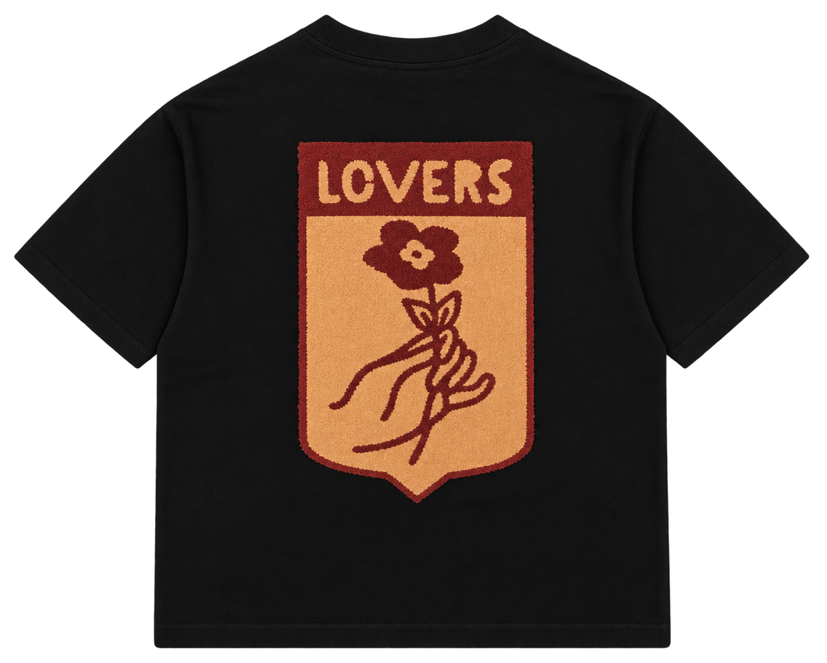 Camiseta Oversize Negra con Estampado Gráfico — Calidad Premium