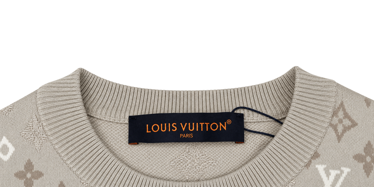 Camiseta Oversize Beige con Monograma Jacquard Multitono — Calidad Premium