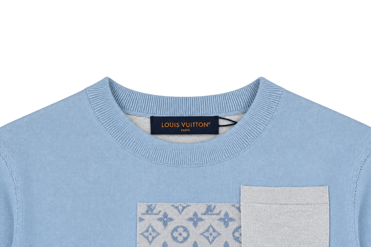 Camiseta Oversize Azul con Panel Patchwork Monograma — Calidad Premium